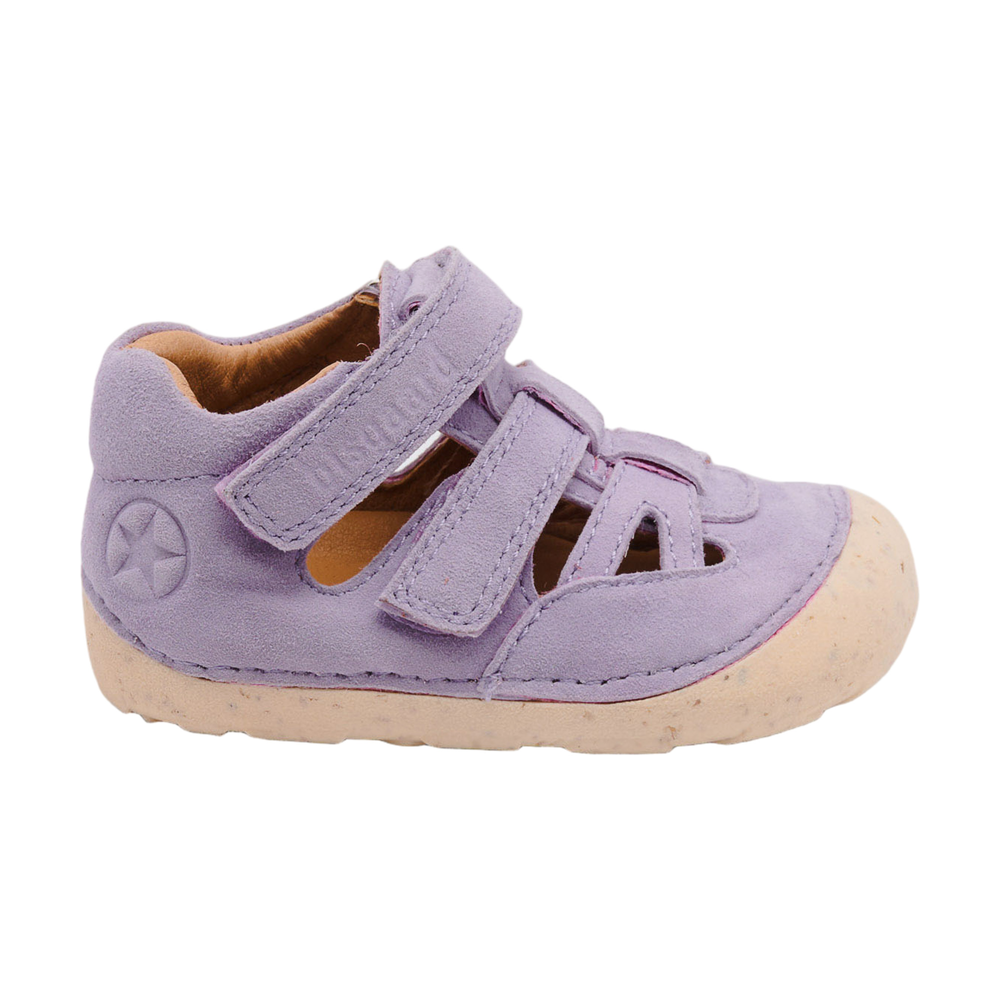 Bisgaard barefoot Tate
